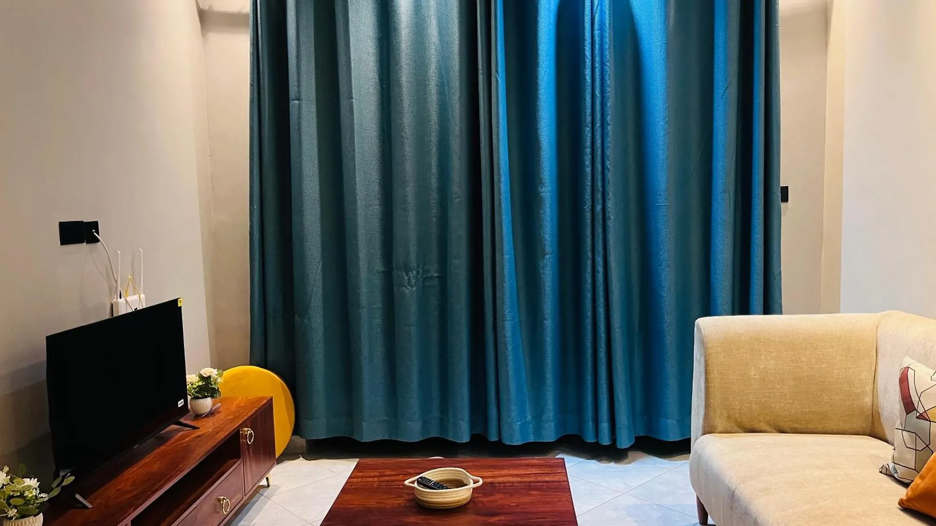 Reto Luxury Homes 1 Bedroom Apartment Καμπάλα